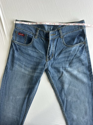 Vtg levis engineered jeans - vtg,